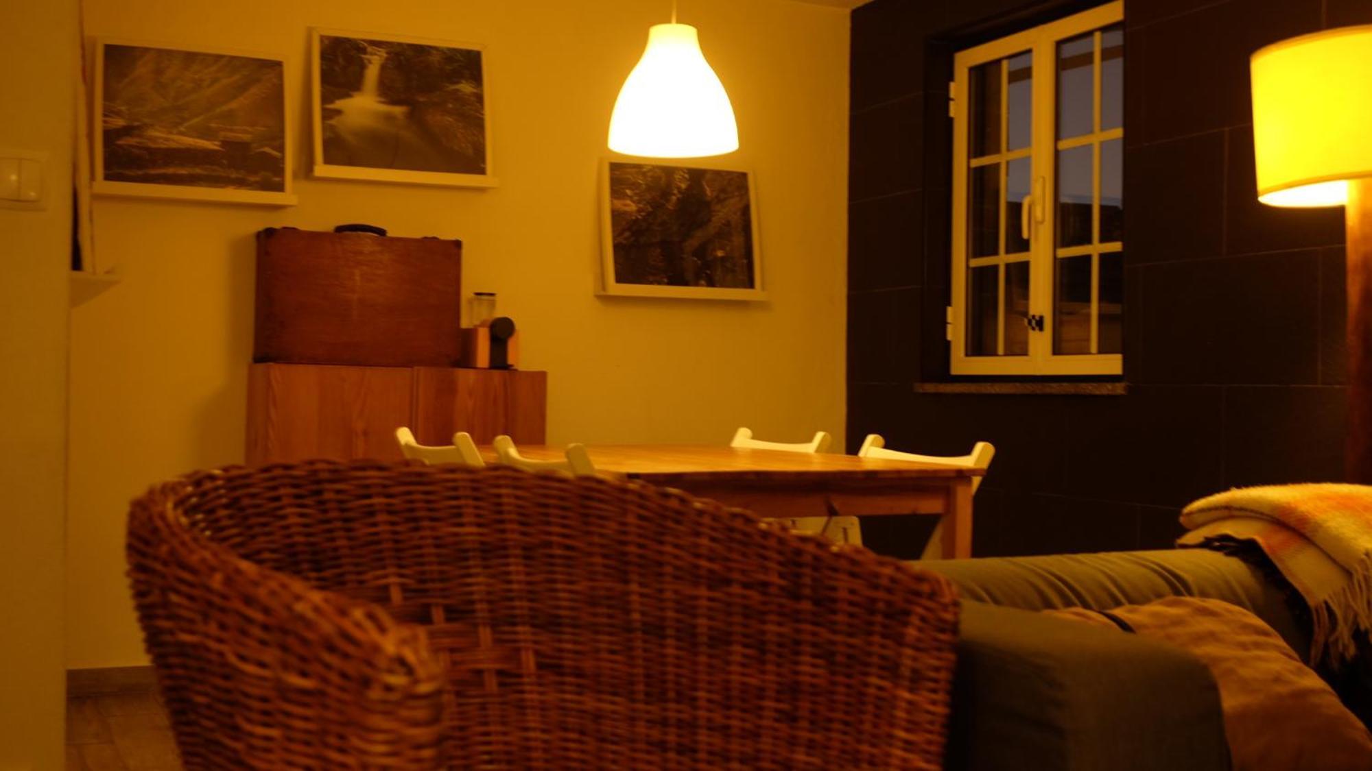 Affittacamere Casa Da Quelha Chas de Egua Esterno foto