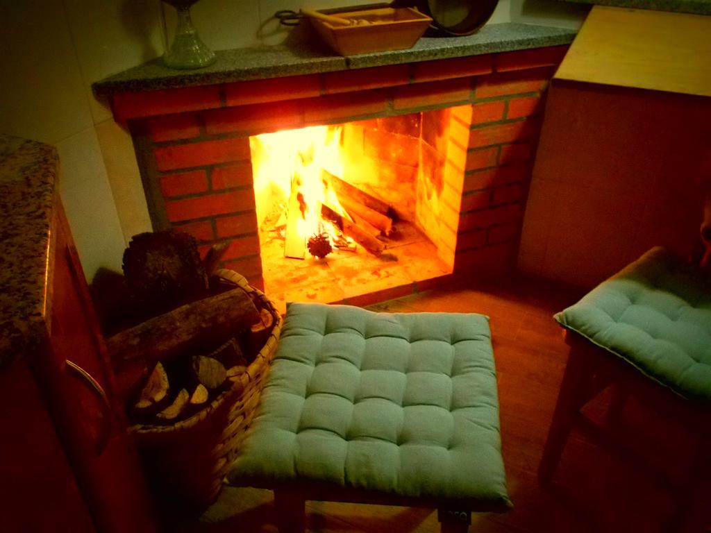 Affittacamere Casa Da Quelha Chas de Egua Esterno foto